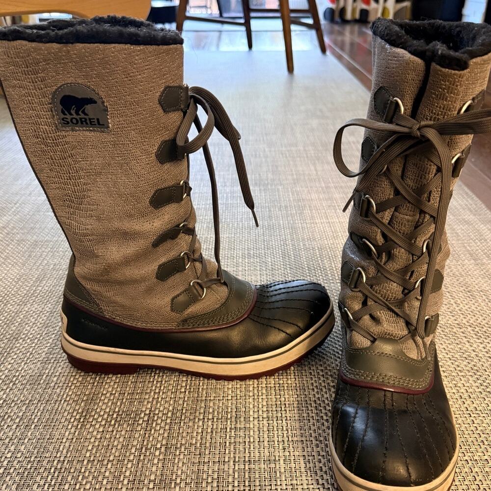 SOREL Tivoli High Faux Fur Lined Waterproof Cold Weather Winter Boot 10